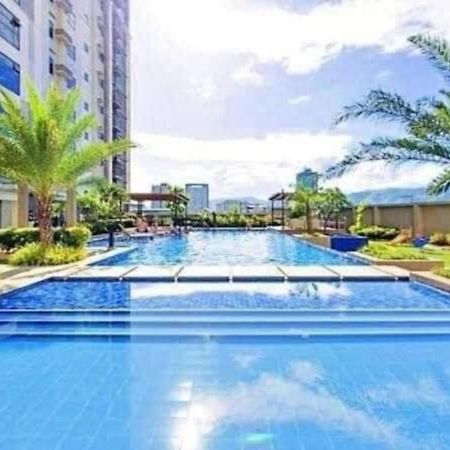 Horizon 101 A12 Shortwalk To Mango Avenue & Robinson Mall Cebu Exteriör bild