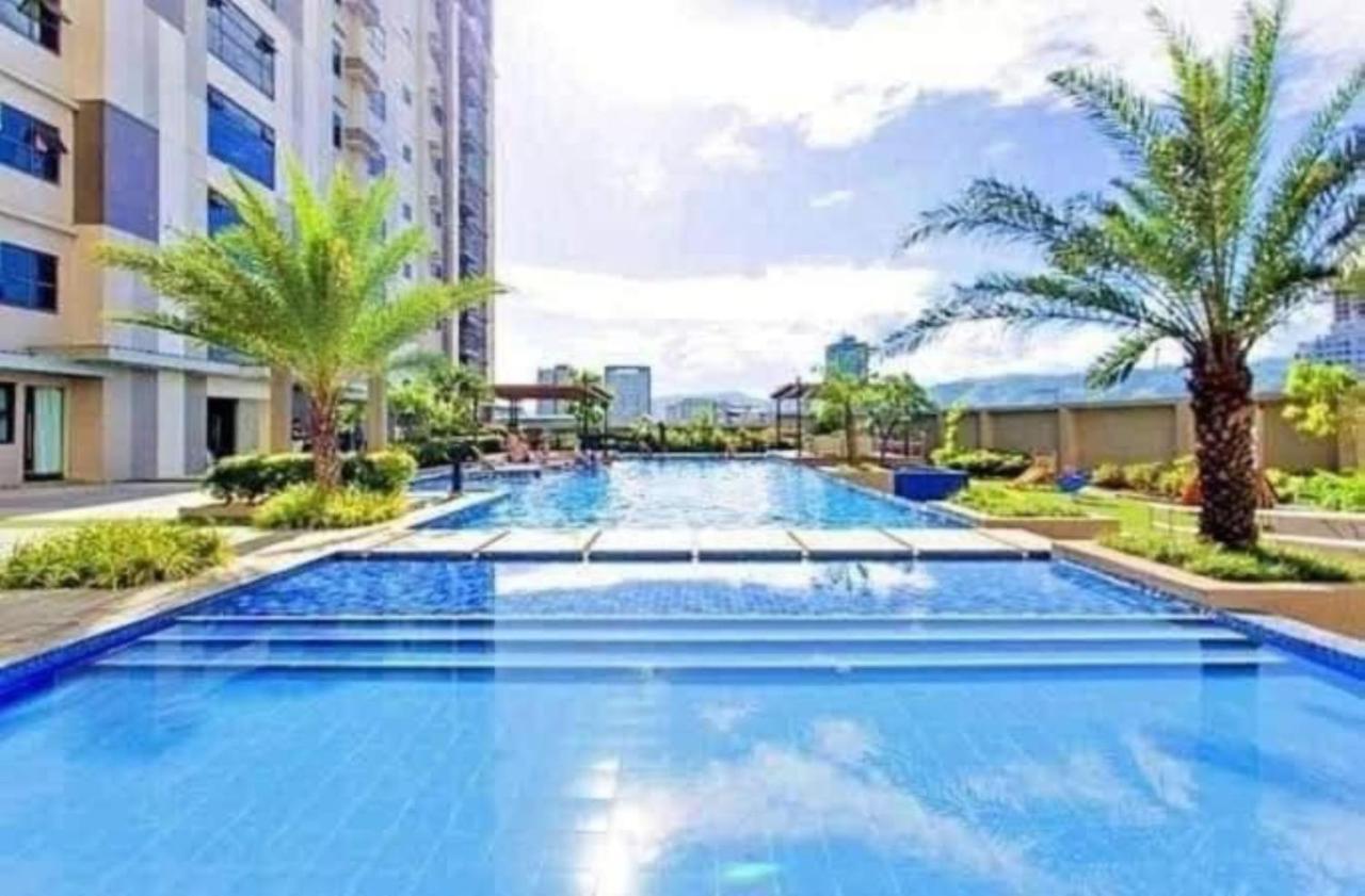 Horizon 101 A12 Shortwalk To Mango Avenue & Robinson Mall Cebu Exteriör bild